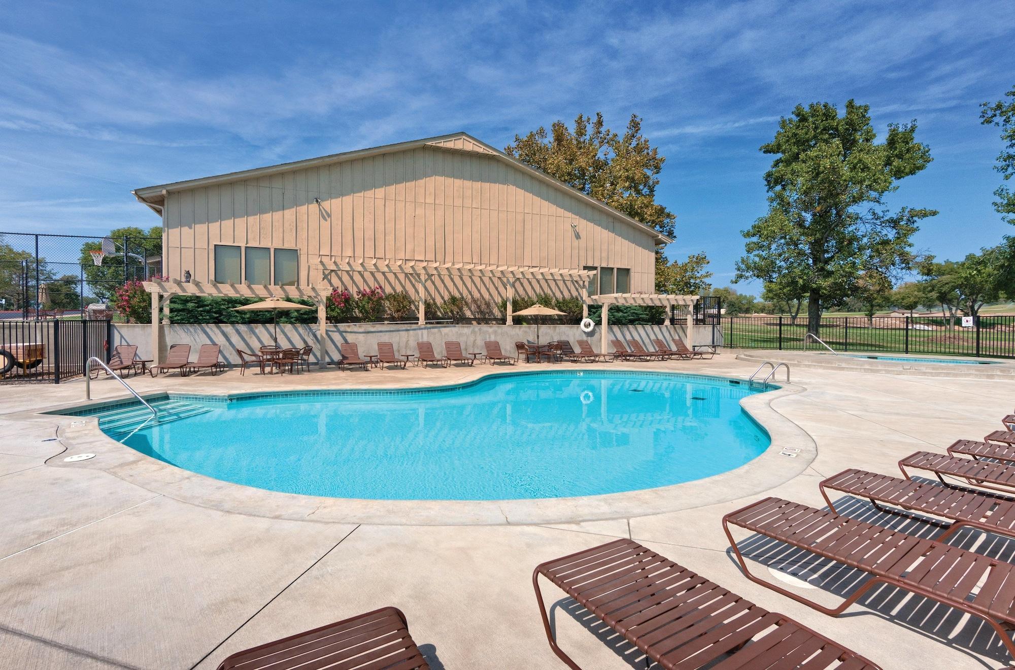 Worldmark Grand Lake Monkey Island Exterior photo